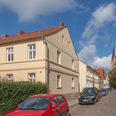 Altstadt Ferienwohnung Neuruppin Ngoại thất bức ảnh