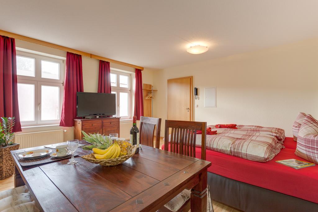 Altstadt Ferienwohnung Neuruppin Ngoại thất bức ảnh